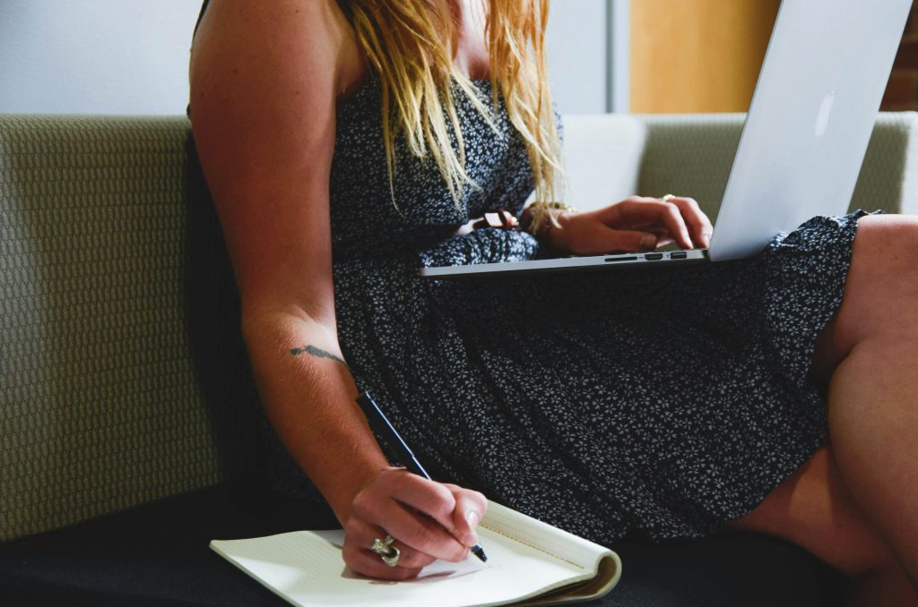 pexels-startup-stock-photos-7079